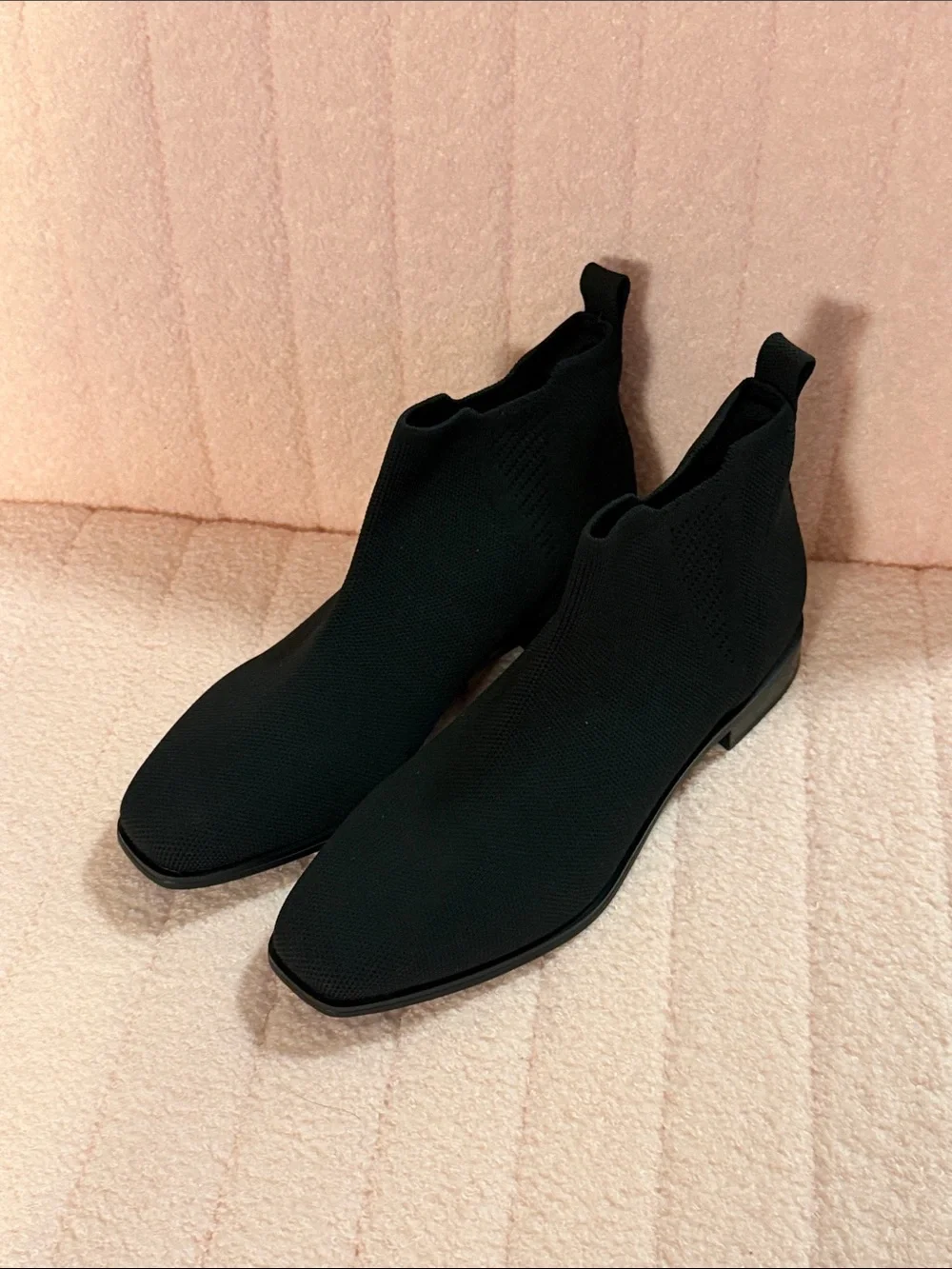 Vivaia Square-Toe Water-Repellent Ankle Boots Chelsea Ryan Pro Black Size 8 1/2